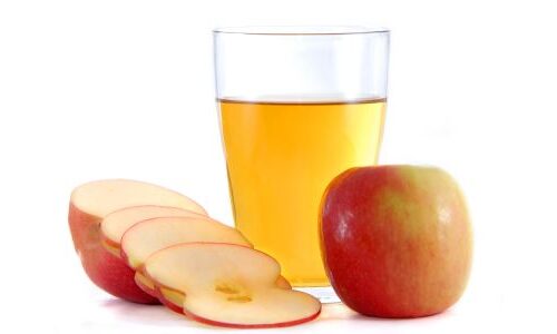 L’Aceto di mele: i benefici sulla salute se usato nella alimentazione